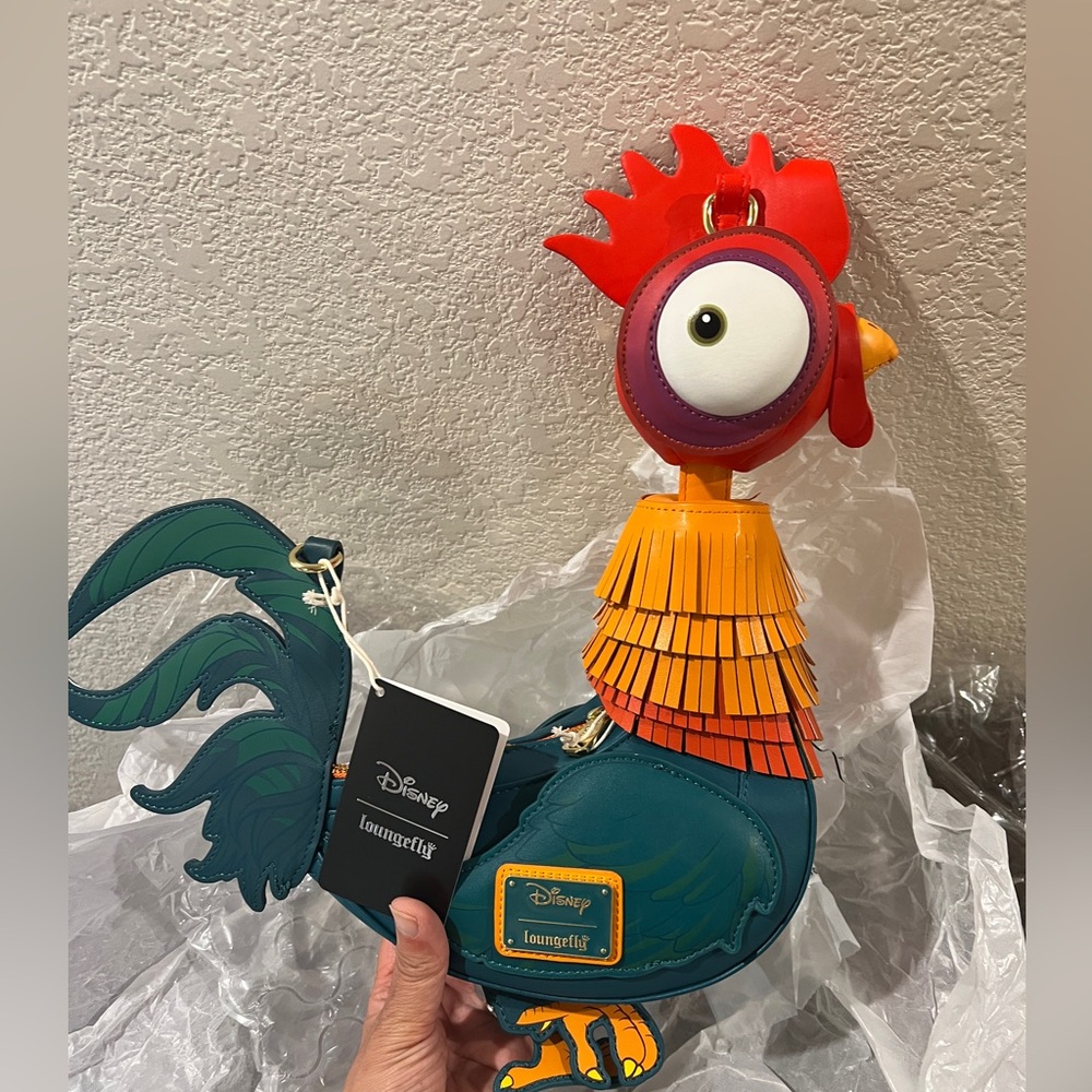 Loungefly Disney Moana Hei Hei Figural 3D Rooster Crossbody Bag Purse - NWT!